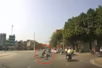 Xe máy tông nhau ở Sapa, 4 người may mắn thoát chết