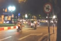 Video đáng suy ngẫm về ý thức giao thông của người HN