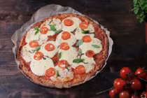 Khéo tay làm pizza súp lơ hấp dẫn từ cái nhìn
