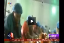 Xưởng sản xuất đồ ăn siêu bẩn ở Trung Quốc