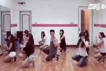 Thầy giáo điệu đà nhảy Hip hop trên giày cao gót