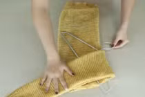 Mẹo gấp quần áo nhanh mà không bị mất phom