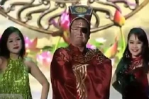 “Không cảm xúc” phiên bản Táo Điện lực cực hài 