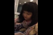 Clip bé gái lý sự với mẹ như bà cụ non