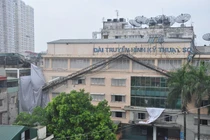 Hà Nội tan hoang sau trận mưa giông kinh hoàng