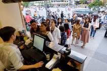 Dân tình hoang mang vụ nhập viện vì tắc ruột, nghi do trà sữa trân châu