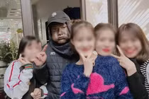 Cosplay “ăn mày mặt đen”, nam thanh niên bị “ném đá” dữ dội