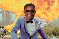 Lập hattrick, Welbeck được fan Arsenal đưa lên “mây xanh“