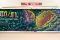 Hơn 24.000 người thả like tranh vẽ bảng của nữ sinh lớp 12