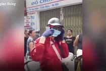 Ngang ngược khi không nhường đường cho xe rác, "nữ ninja" nhận kết đắng