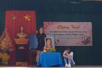 Team diễn viên quần chúng vừa xuất hiện khiến CĐM cười tắt thở