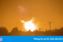 Video: Nổ nhà máy sản xuất pháo, 6 người bị thương