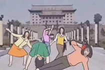 Đi du lịch, kiểu tạo dáng nào hợp trend cho nhóm bạn thân nhất?