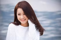 6 hot girl Việt ăn mặc kín đáo mà vẫn xinh