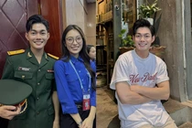 Chân dung chàng hot boy điển trai xuất hiện cạnh Khánh Vy, Quang Linh