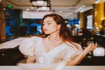 Soi profile khủng của nữ chính “Người ấy là ai“: Rich kid chính hiệu