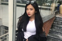 Khoe ảnh quyến rũ hết nấc, gái xinh 2K1 được gán danh “thiên thần“