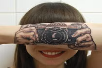 Giới trẻ rộ trào lưu xăm kết hợp 