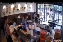 Chen hàng khi mua đồ, cô gái bị khách đến trước đánh đập te tua