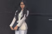 Ứng biến “thần sầu“ chiếc áo dài, nữ sinh 10X khiến dân mạng bái phục