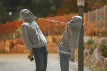 Loạt trend chụp ảnh couple khiến dân FA phải buồn lòng