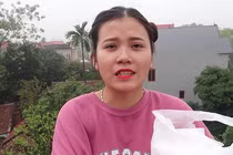 Tập tành theo chân mẹ, con gái bà Tân Vlog ăn “mưa gạch” siêu to khổng lồ