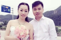 Tắc đường, cô dâu trao lời thề hẹn qua đài phát thanh