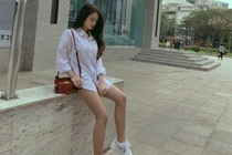 Đăng ảnh lên MXH, Linh Ka gây nhức mắt người xem vì gợi cảm "thừa thãi" 