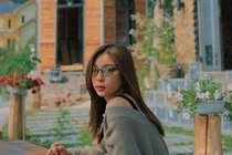 Quang Hải lộ clip với “hot girl 1m52”, Nhật Lê đăng trạng thái đầy ẩn ý