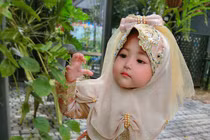 4 bé gái hút hồn dân mạng, nhìn sang mẹ còn bất ngờ hơn