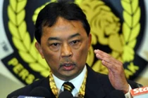 Thái tử Malaysia gửi thư xin lỗi CĐV Việt Nam