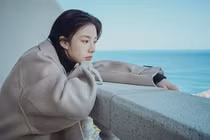 Khoe nhan sắc lạ lẫm trước khi PTTM, hot girl đình đám Hàn Quốc gây sốt