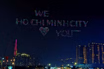 Mãn nhãn với màn trình diễn 1100 drone lớn nhất TP.HCM