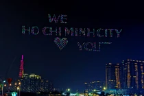 Mãn nhãn với màn trình diễn 1100 drone lớn nhất TP.HCM