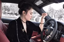 Soi nhan sắc đời thường của Rich Kid mua sắm tiền tỉ không xót tay