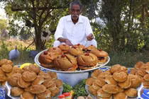 Ca ngợi ông “siêu to khổng lồ” của Ấn Độ, CĐM chỉ trích bà Tân làm video vô nghĩa