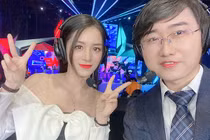 Bị tung clip nóng trong đám cưới, nữ MC Liên minh huyền thoại nói gì?