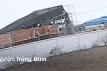 Kinh hoàng khoảnh khắc tường rào sập làm 10 người chết ở Đồng Nai