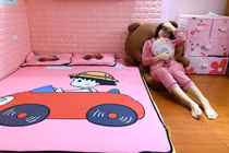 Bái phục người phụ nữ nghiện màu hồng, biến chồng thành đồng minh