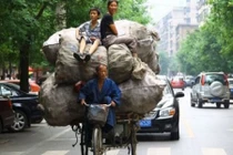 Muôn kiểu vận chuyển trên đường phố