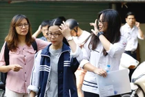 Lùi thi THPT quốc gia, học sinh có đủ thời gian ôn?