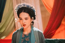 Nữ chính MV “Tự tâm“: Xinh đẹp, độc thân và độc lập