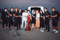 Bị tố “mượn ảnh”, vợ chồng đại gia Minh Nhựa đáp trả căng đết kiểu này