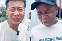 Quang Linh Vlog trải nghiệm ăn thử loại quả “chua nhất Việt Nam“