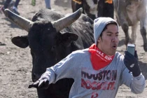 Cười ngất với màn "tự sướng" trong mọi hoàn cảnh 