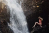 Bộ ảnh du lịch đẹp mê hồn của cặp vợ chồng trẻ