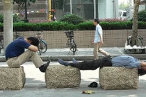 Cười nghiêng ngả với những tư thế ngủ siêu độc (2)