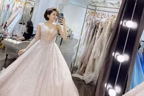 Đăng hình thử váy cưới, Trâm Anh úp mở việc sắp bỏ cuộc chơi