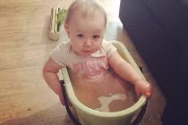 Cách giải nhiệt của bé