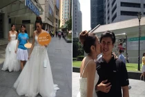 Gái trẻ mặc váy cưới bán nụ hôn để cứu mạng sống